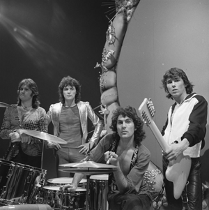 Golden earring