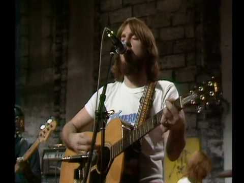 A horse with no name (clip HQ)