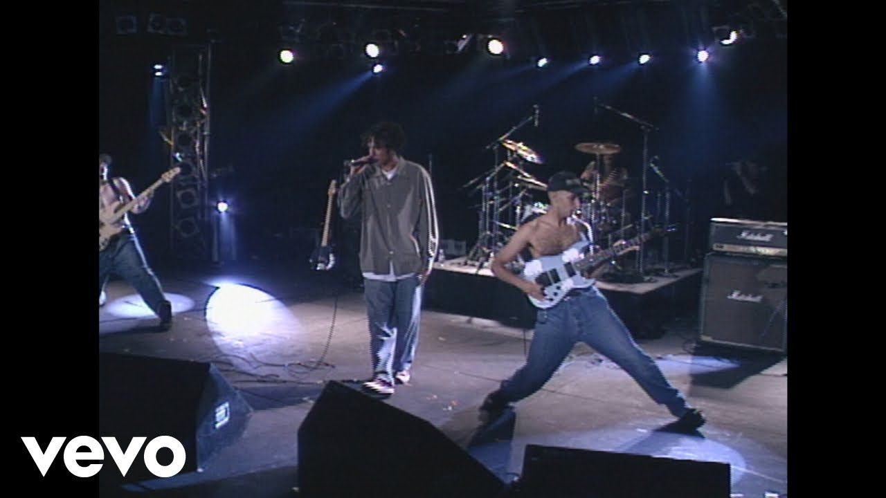 Bombtrack (Live Soundstage performance - 1992)