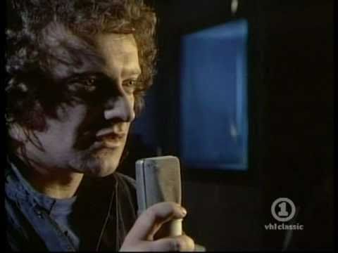 Foreigner - 'I Want To Know What Love Is'